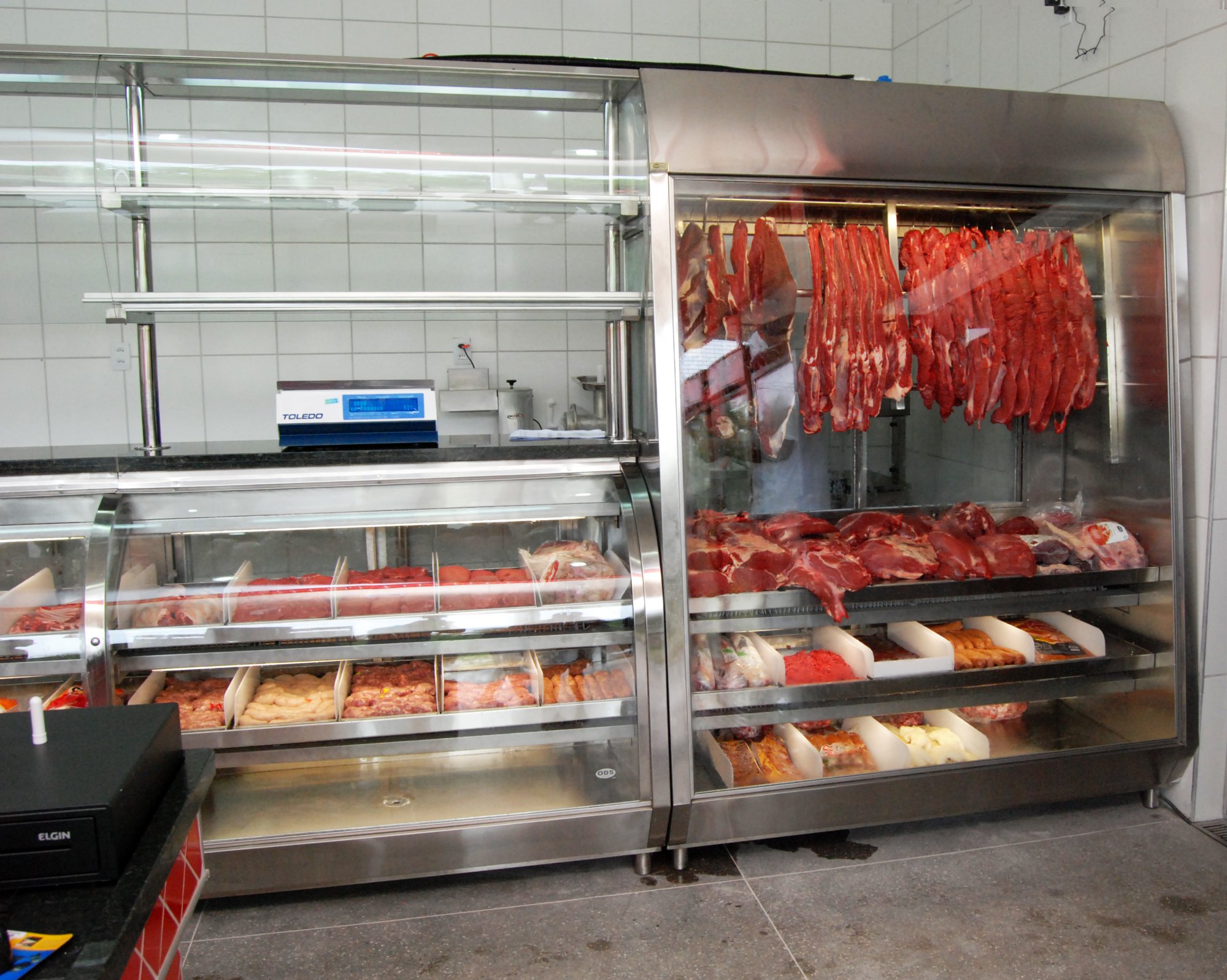 Balcão expositor completo